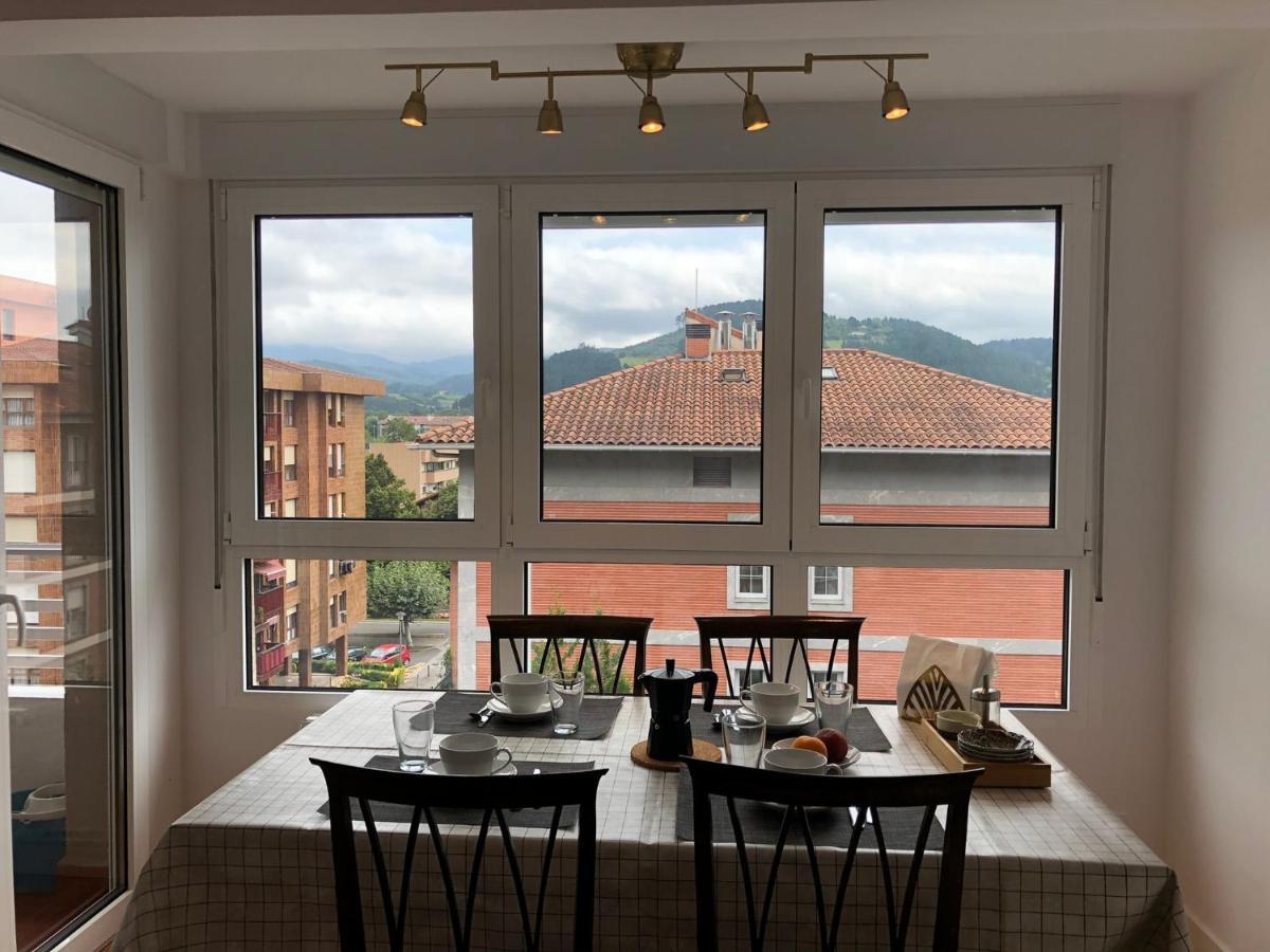 Ferienwohnung Piso Centrico Y Tranquilo En Gernika Exterior foto